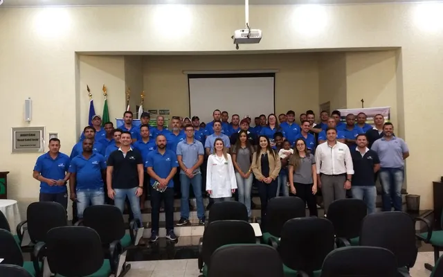 Palestra de desenvolvimento da saúde do trabalhador